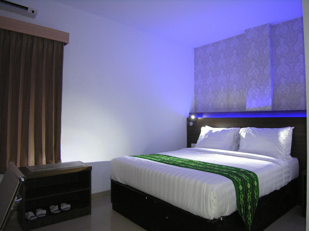 Hotel Delima Banjarmasin (South Kalimantan) Ngoại thất bức ảnh